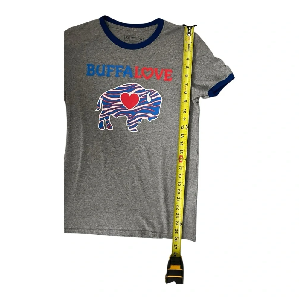 Russell Athletic Buffalo Love shirt sleeved tee
